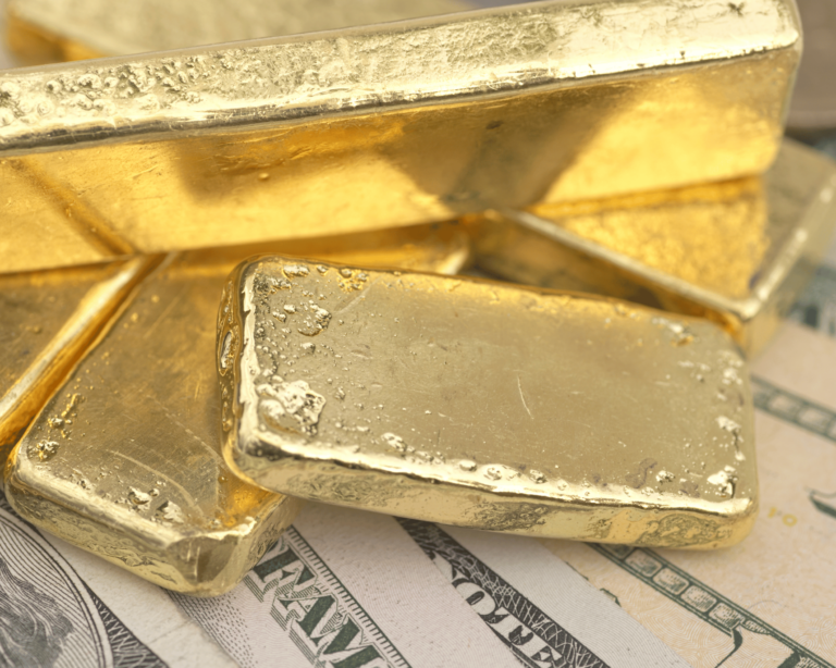 Gold Approaching Compelling Buying Indication Amid Weakening US Dollar Insights Credit Suisse folds