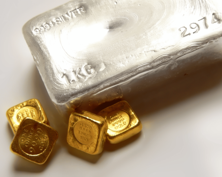 Gold & Silver Prices Ease After 5 Consecutive Weeks of Gains Insights US productivity plummets