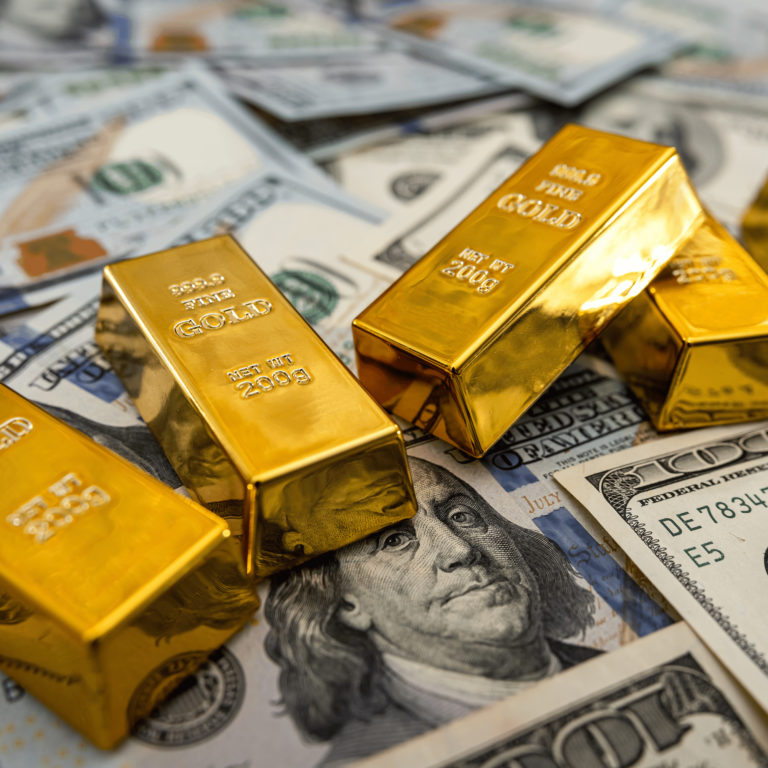 Gold Under Pressure from a Stronger US Dollar Insights S&P500 continues its free-fall